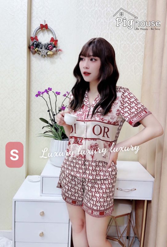 Bộ đùi cộc Mochi chữ Dior