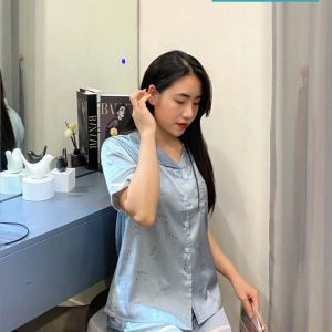 Bộ pijama đùi hình mèo