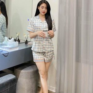 Bộ pijama đùi chữ Love you