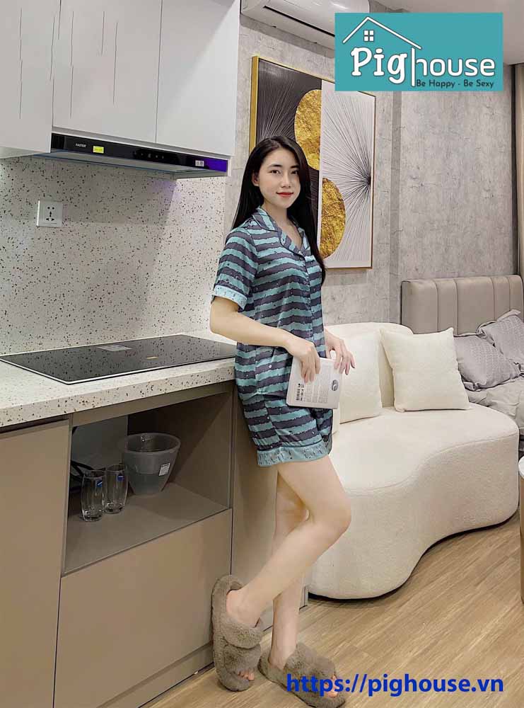 Bộ pijama đùi kẻ ngang