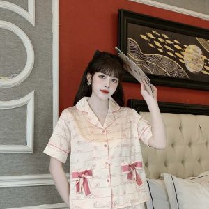 Bộ đùi cộc Hồng chữ Love