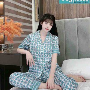 Bộ Pijama dài xanh phối chữ C