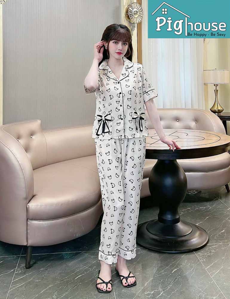 Bộ dài cộc tai nghe màu trắng