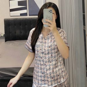 Bộ pijama đùi chữ Love you