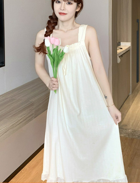 đầm nữ 2 dây màu trắng đồng giá
