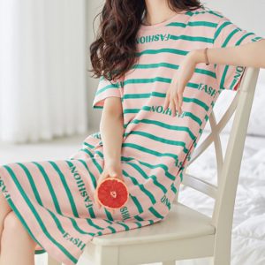 Váy xuông kẻ xanh đồng giá