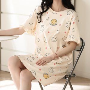 Váy xuông hình mặt cười đồng giá