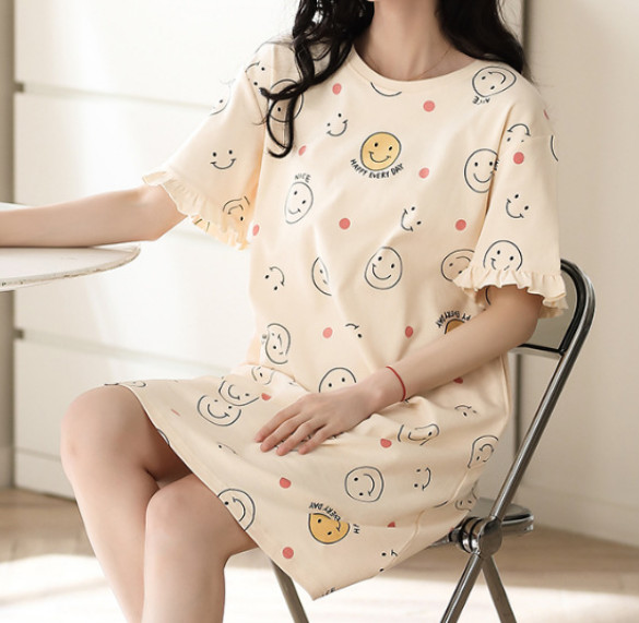 Váy xuông hình mặt cười đồng giá