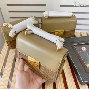 Túi CNK tán đinh sườn size18