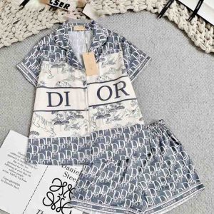 Bộ pijama đùi LP chữ dior