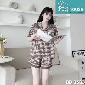 Bộ pijama đùi chữ life time love