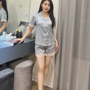 Bộ pijama đùi tim caro