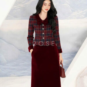 ao-da-nhung-rose-cach-dieu-ket-hop-chan-vay-dang-a