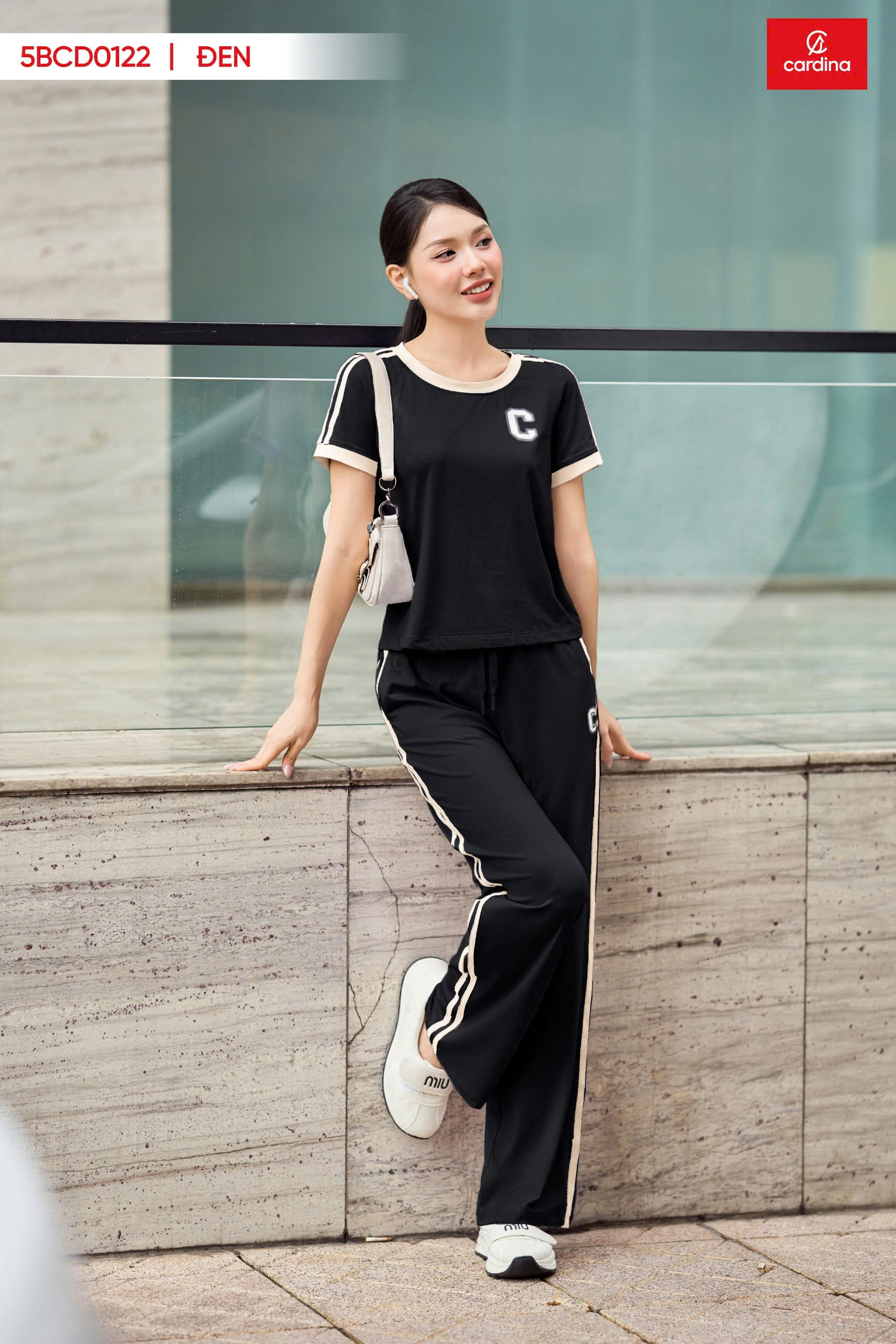 Bộ Cotton Kẻ Trẻ Trung Mặc Nhà