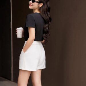 Áo phông in chữ Luperi