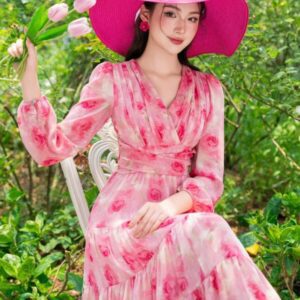 Váy maxi hoa hồng cổ tim Luperi