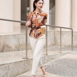 áo sơ mi cánh rơi họa tiết thanh lịch