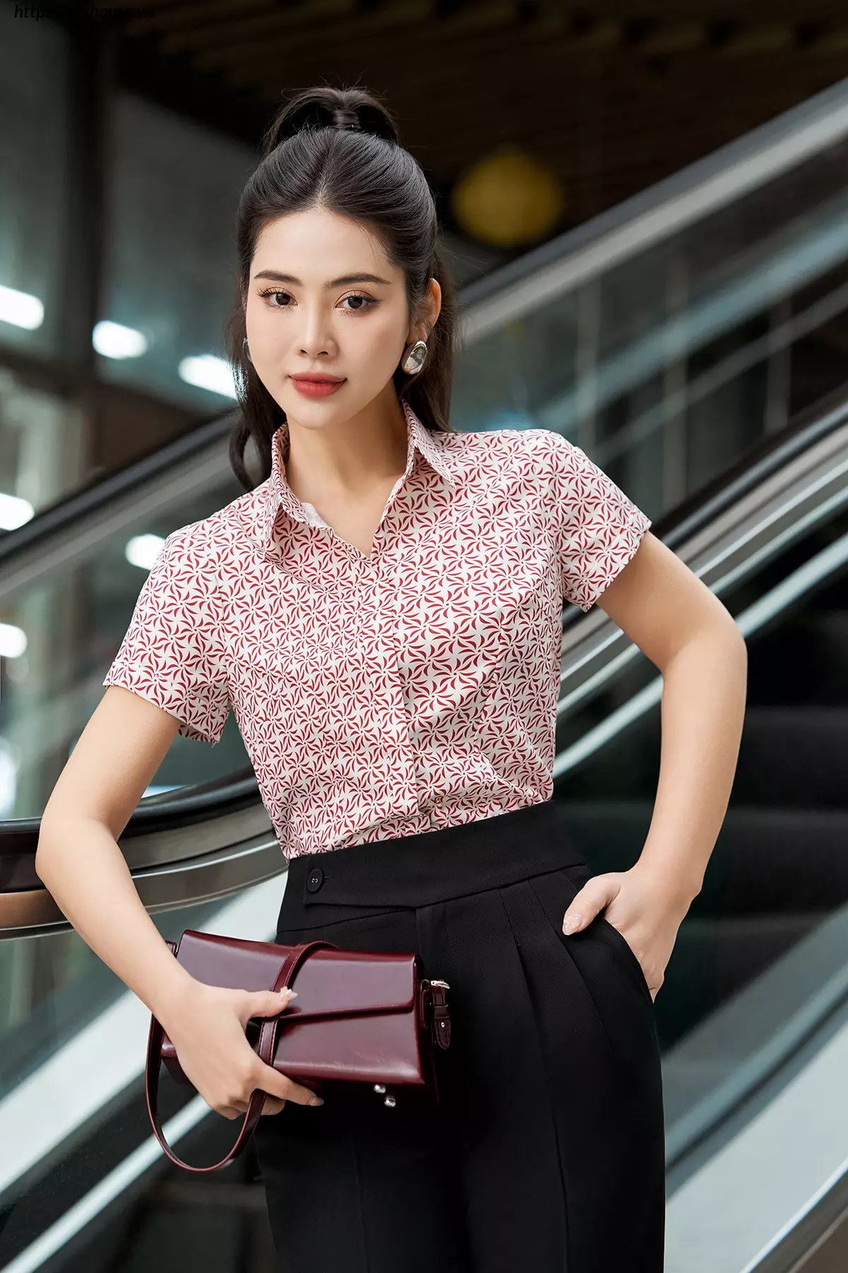 Áo sơ mi cổ đức họa tiết nhỏ thanh lịch