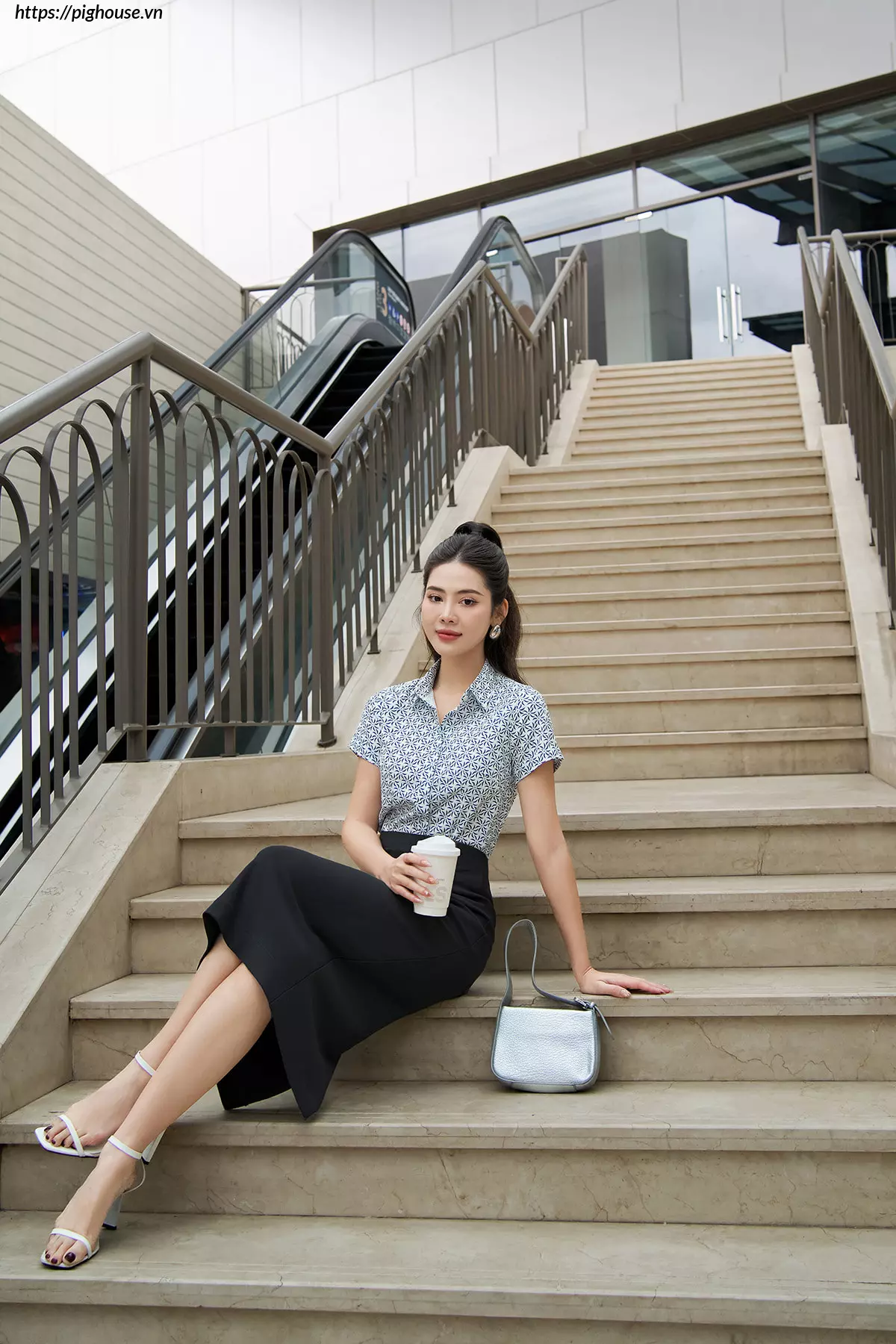 Áo sơ mi cổ đức họa tiết nhỏ thanh lịch