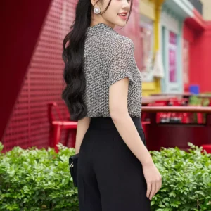 Áo sơ mi nữ LUPERI họa tiết tay ngắn mềm mát