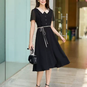 Đầm liền cổ bẻ phối màu thanh lịch