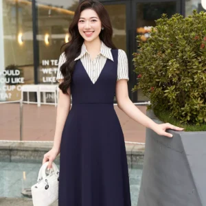 Đầm dáng dài cổ phối kẻ Luperi