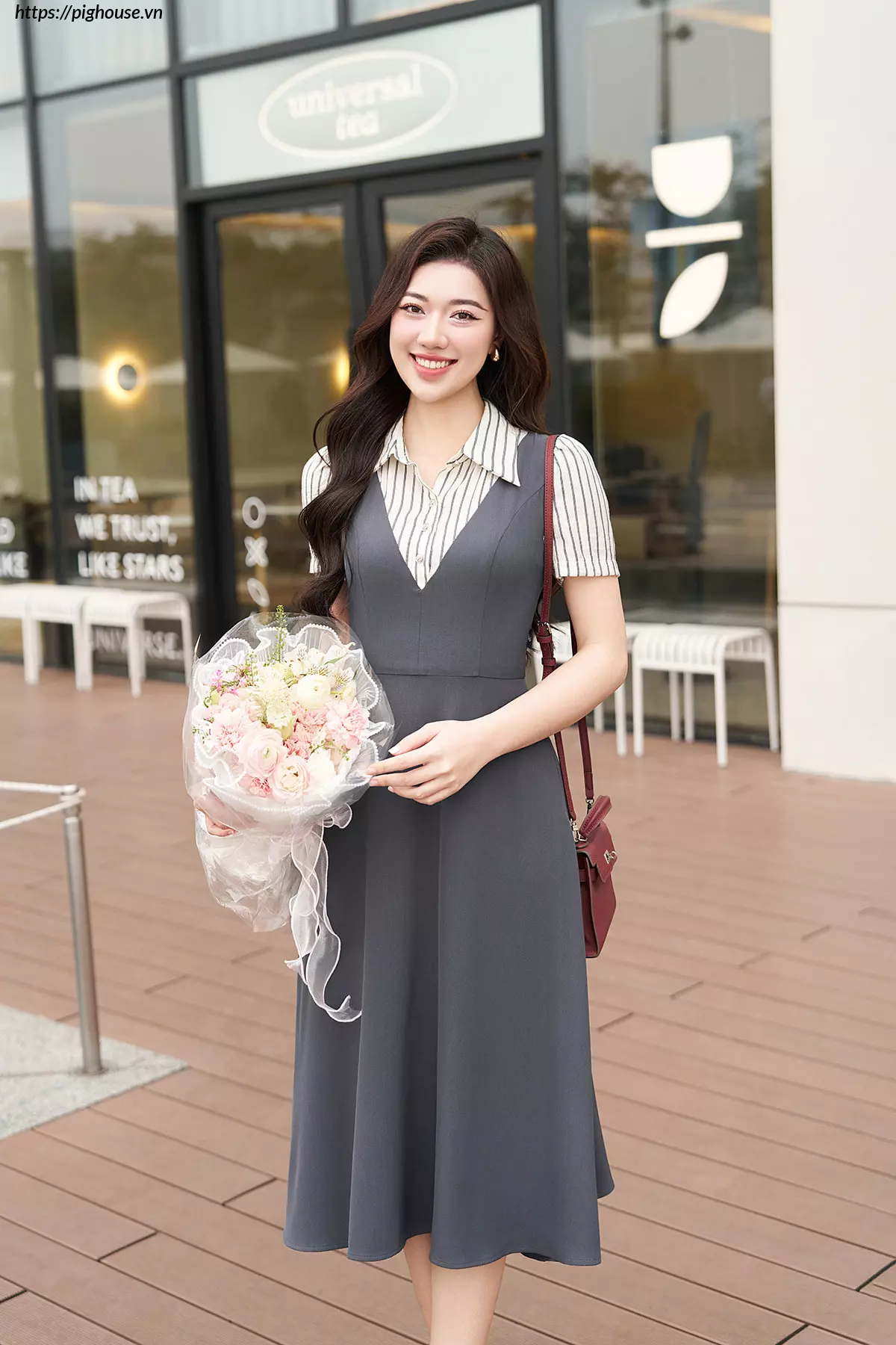 Đầm dáng dài cổ phối kẻ Luperi