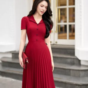 Dam cong so dang om A xep ly co vest Luperi