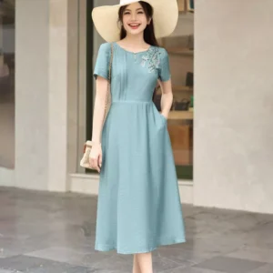 Đầm Đũi Thêu Hoa Vai Túi Sườn