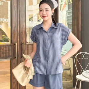 Set sơ mi kẻ quần short jean giấy