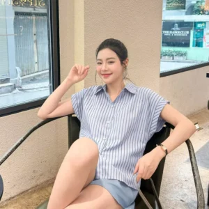 Set sơ mi kẻ quần short jean giấy