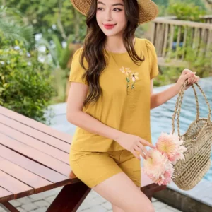 Đồ bộ đũi Bamboo thêu hoa quần đùi