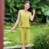 Đũi Bamboo Lửng Sát Nách Thêu Nhún