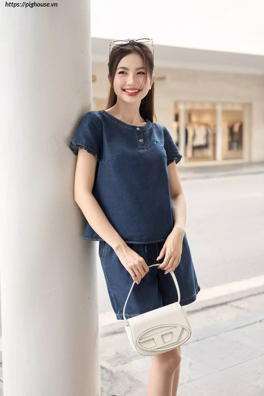 Đồ Bộ Mặc Nhà Quần Đùi Bò Giấy