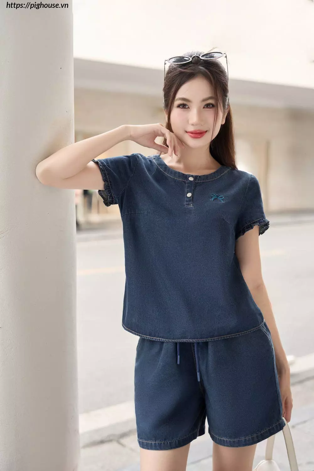 Đồ Bộ Mặc Nhà Quần Đùi Bò Giấy