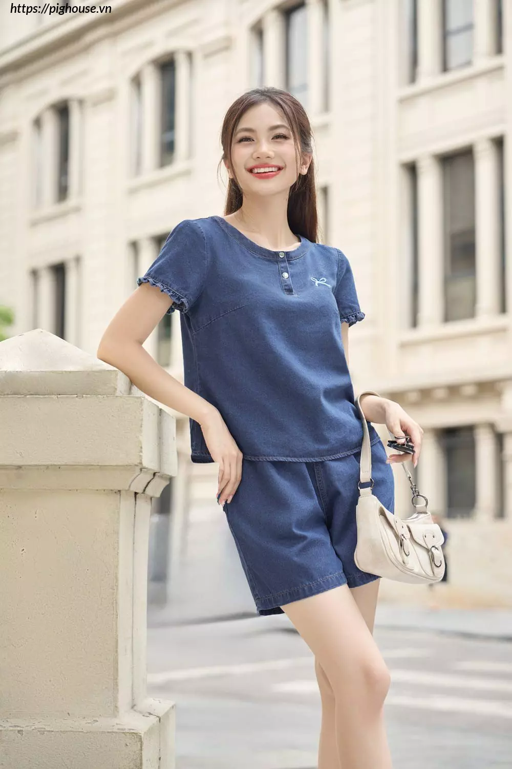 Đồ Bộ Mặc Nhà Quần Đùi Bò Giấy