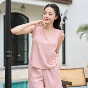 Bo-dui-mac-nha-nu-tho-ke-sat-nach-vai-beo