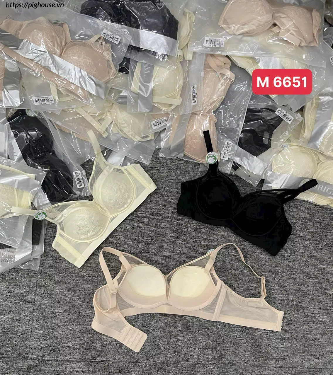 áo ngực không gọng đệm vừa