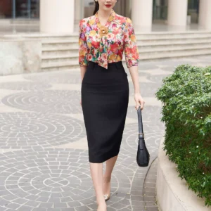 Chân váy bút chì dài lưng cao thanh lịch