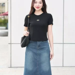 Ao phong LU5AP09 om dang co V