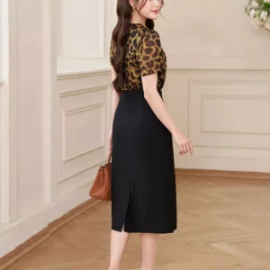 Áo Sơ Mi Tay Ngắn Cổ Hoa Thanh Lịch