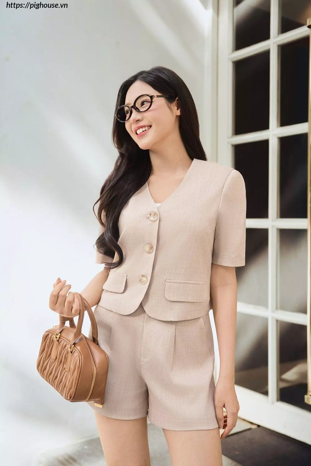 Quần Short Nữ Cạp Cao Xếp Ly Cardina