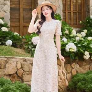 Đầm Midi Ren Dáng A Cardina Thanh Lịch