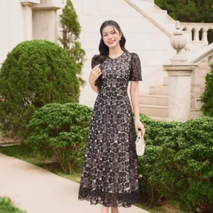 Đầm Midi Ren Dáng A Cardina Thanh Lịch