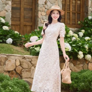 Đầm Midi Ren Dáng A Cardina Thanh Lịch