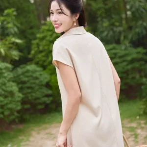 Đầm Đũi Suông Cổ Khoét Sâu Kèm Áo Quây