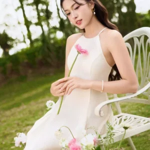 Đầm yếm hai dây đuôi tôm Cardina