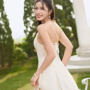 Đầm yếm hai dây đuôi tôm Cardina