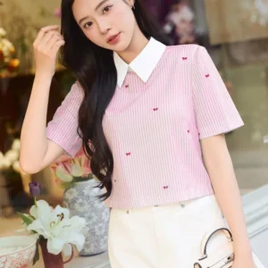 Croptop sơ mi kẻ nơ xinh xắn