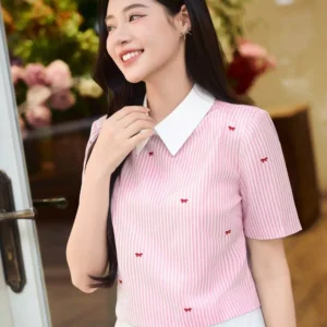 Croptop sơ mi kẻ nơ xinh xắn